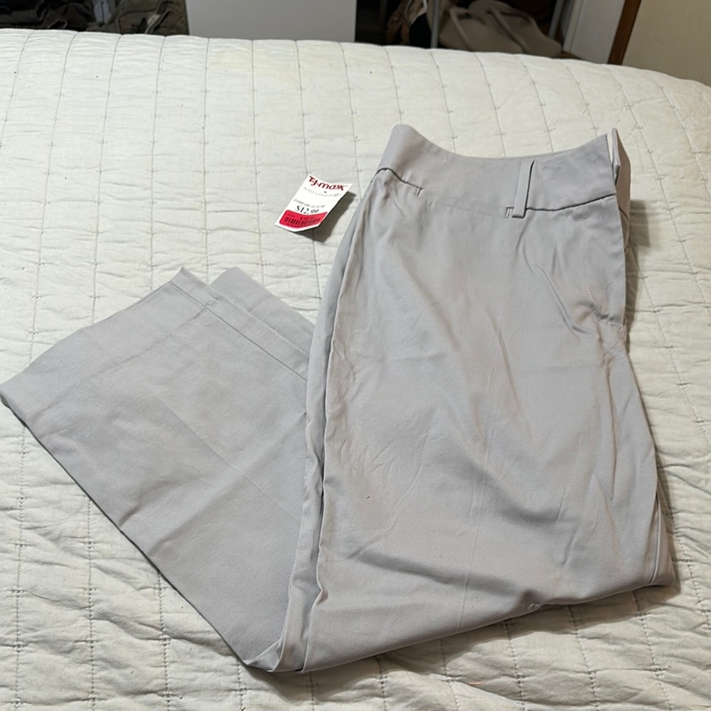 Ann Taylor Factory Gray Cropped Ankle Pants